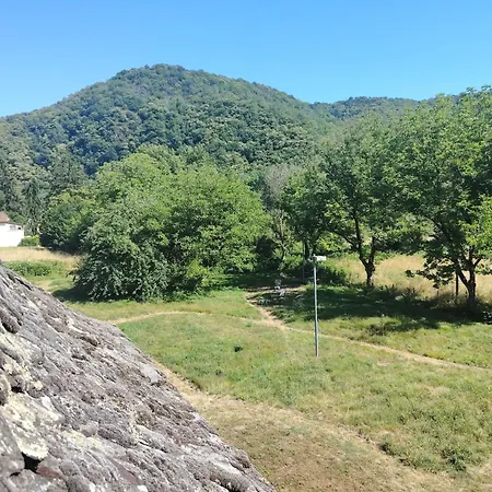 Lo Castel De Lasmaries * Saint-Parthem